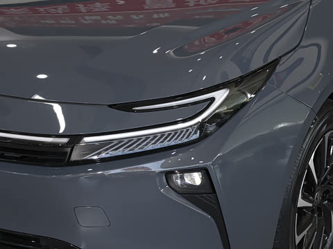 2026�� 1.8L ˫�� ��Ӣ��