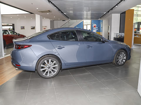 2025�� 2.0L �Զ����Ű�