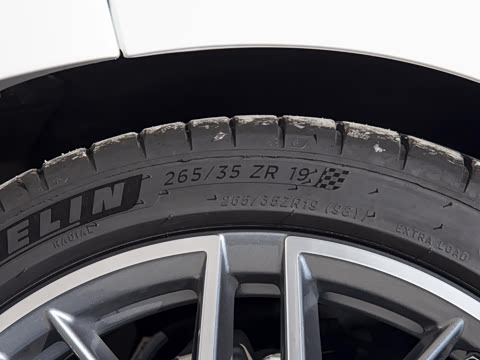 2026�� AMG C 43 4MATIC