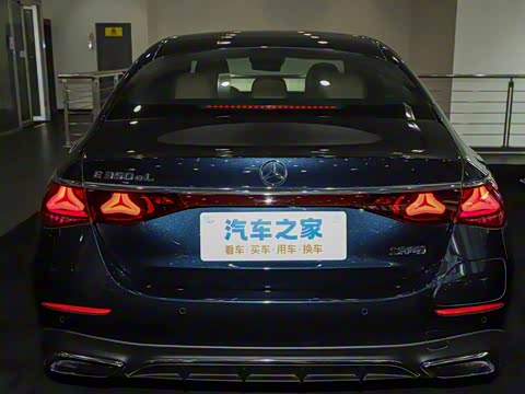 2024�� E 350 e L ���ʽ��϶����˶��γ�