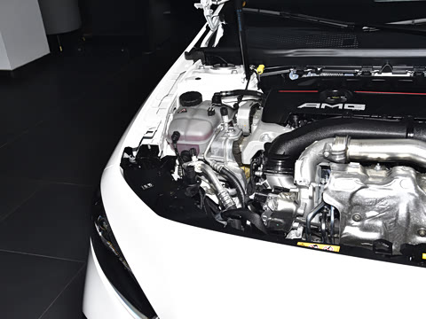 2025�� �Ŀ� AMG A 35 4MATIC