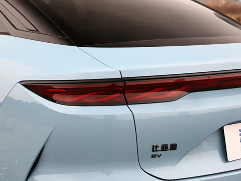 2025�� EV 701KM�����״�������