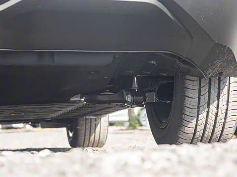 2025�� Plus 610 ������