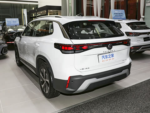 2026�� ̽��L 300TSI ������Ӣ