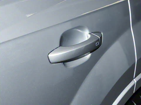 2025�� 55 TFSI quattro S line�����