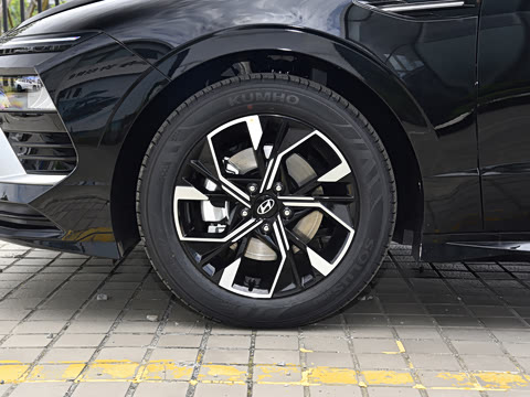 2026�� 1.5T Pro