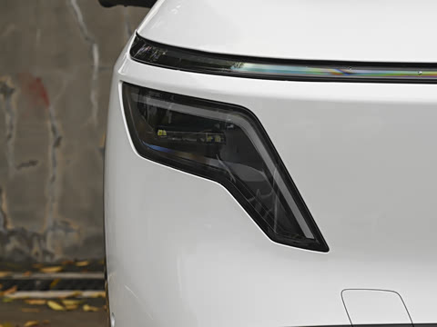 2026�� ���� 580  Max