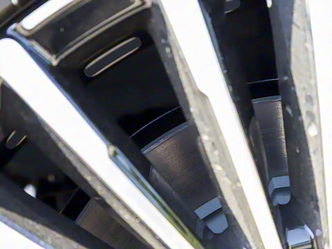 2025�� 185KM�����