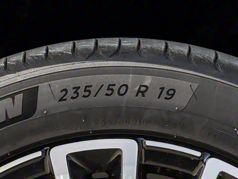 2025�� 185KM�����