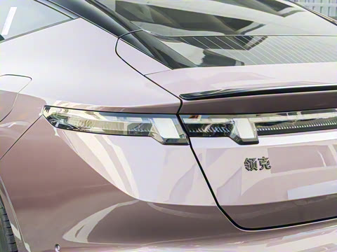 2025�� 240����Ultra H5