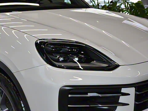 2025�� Cayenne 3.0T ���۰�