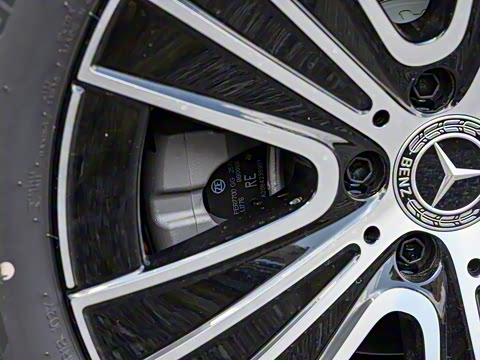 2025�� �Ŀ� E 260 L