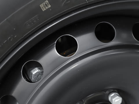 2025�� 401 ���а�