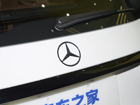 2026�� GLC 260 L 4MATIC ������