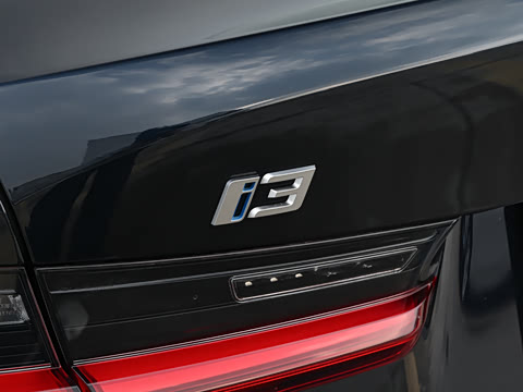 2026�� �Ŀ� eDrive 40 L ��ҹ��װ