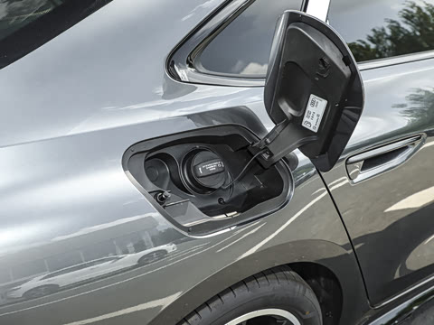 2026�� 2.0T �˶��� quattro