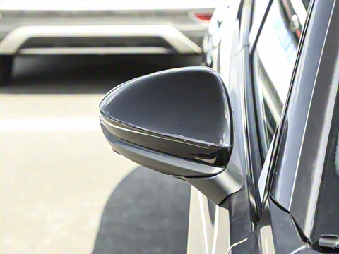 2026�� 2.0T �˶��� quattro