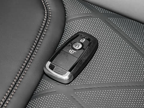 2027��  2.3T EcoBoost �����ѽ�� 7��
