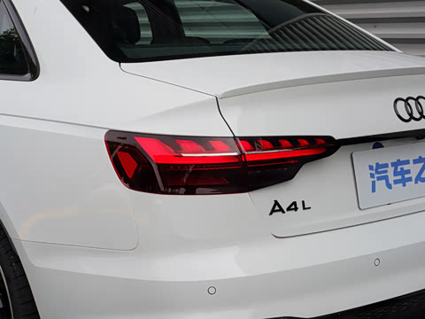 2026�� 200���������� 40 TFSI ���������� B&O ��ҹ��