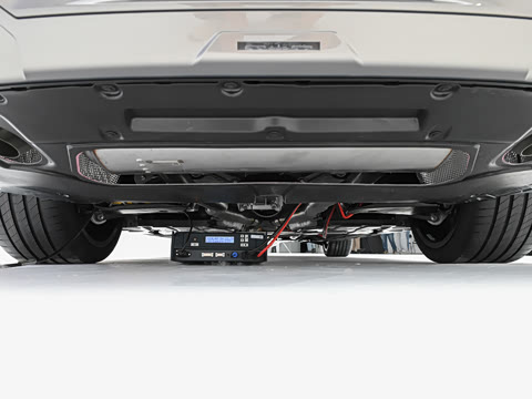2027�� 740L �����