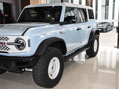 2025�� 2.3T 1966��Ű�