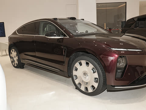 2025�� 102kWh ��ƽ���ر��