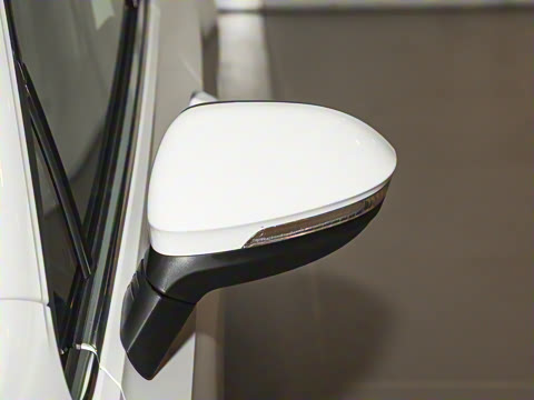 2025�� �Ŀ�� 300TSI R-Line