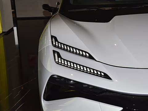 2025�� 600 ������