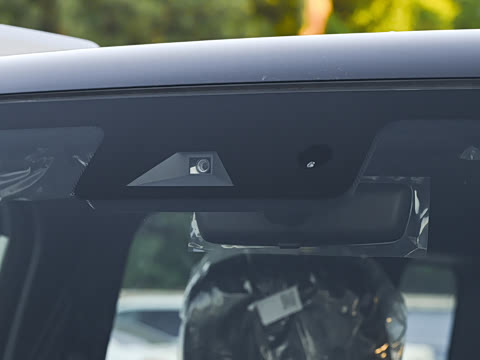 2025�� 215Զ�а�