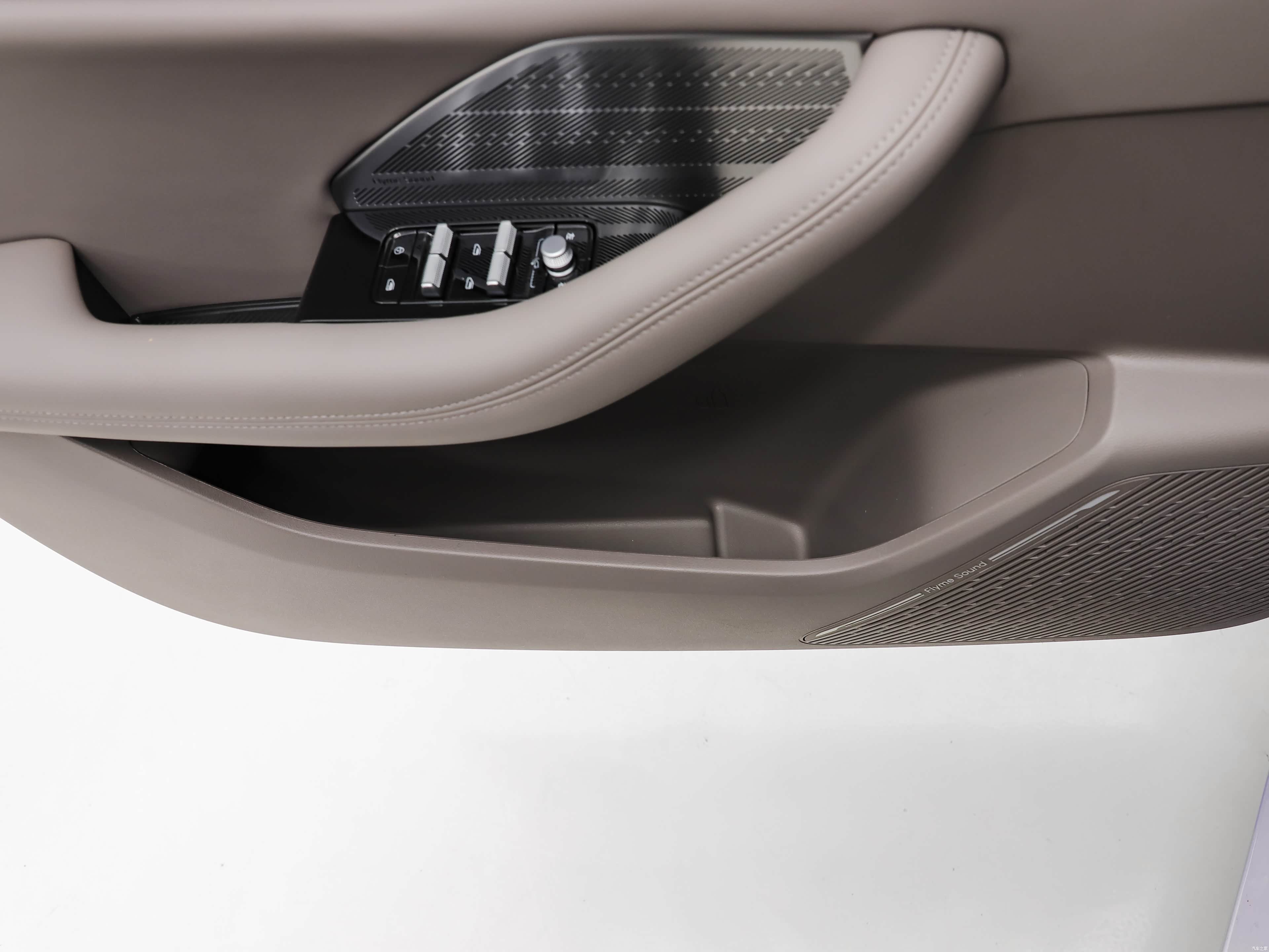 Geely A7 EV, миниатюра 30