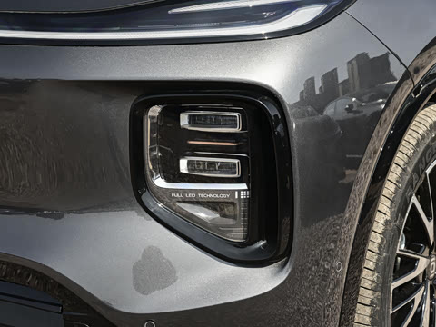 2025�� 215����������