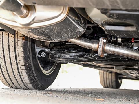 2025�� 2.0L XL-TLS ������