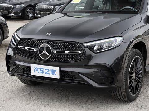 2026�� �Ŀ� GLC 300 4MATIC ����SUV