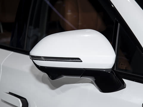 2027�� 2.0T ˫�������������