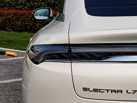 2025�� ��ά��