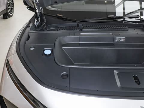 2026�� ���� 702 Max �콢��