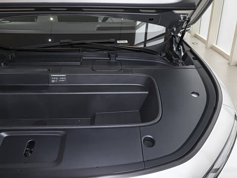 2026�� ���� 702 Max �콢��