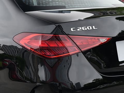 2026�� C 260 L �˶��ر��