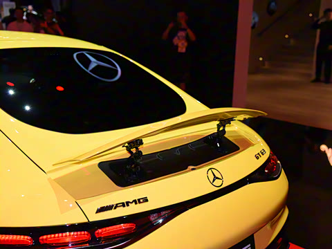 2025�� AMG GT 63 4MATIC+