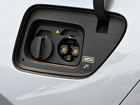 2026�� 102kWh �����е�������