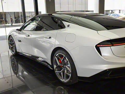 2025�� �����׷�������