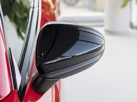 2026�� TFSI quattro 150kW �����޶���