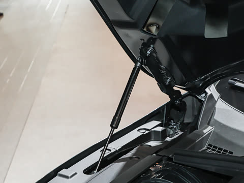 2026�� ��Ȼ�澳�� 100kWh Touring