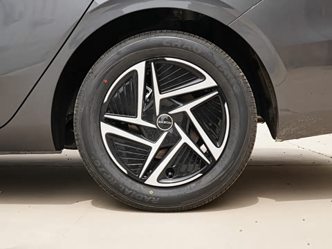 2026�� 1.5L ���ð�