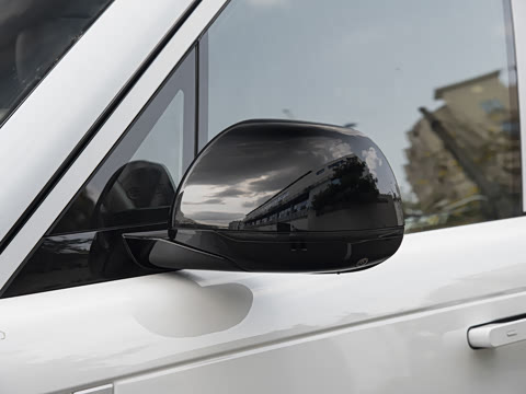 2026�� 3.0 L6 400PS AB�����