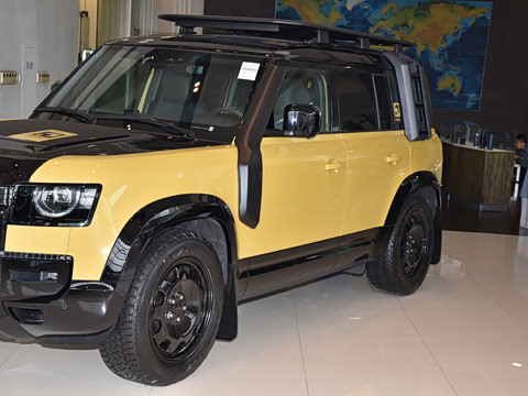 2026�� 110 3.0T P400 TROPHY������