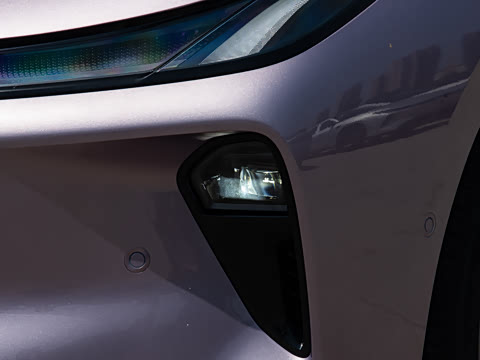 2026�� 535 MAX�����