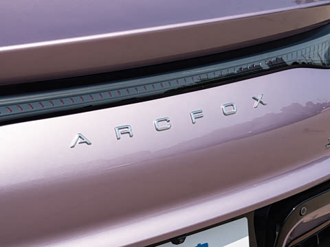 2026�� 535 MAX�����