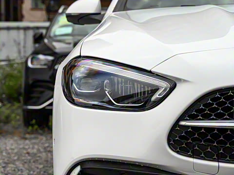 2026�� C 260 L �˶���