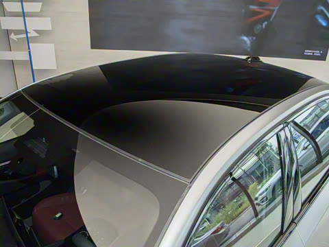 2025�� 525Li M�˶���װ